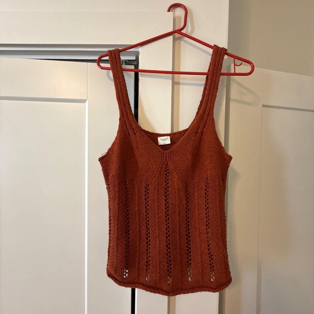 Abercrombie and Fitch sweater tank size s